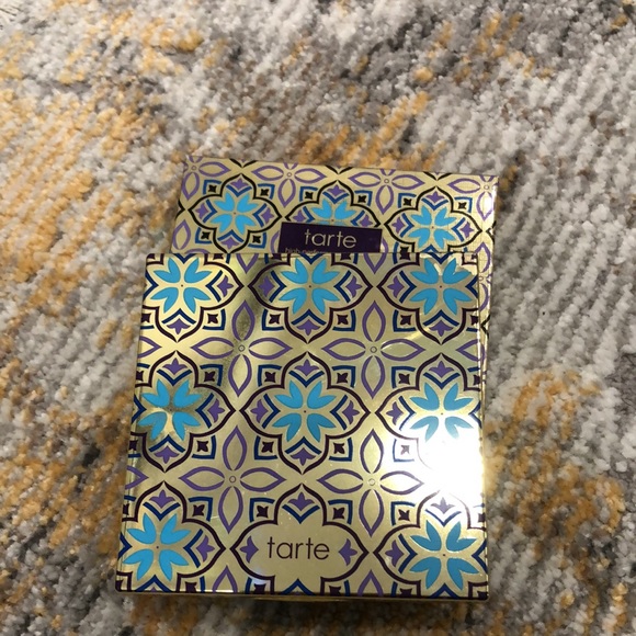 Tarte buried treasure eyeshadow palette - Picture 3 of 3